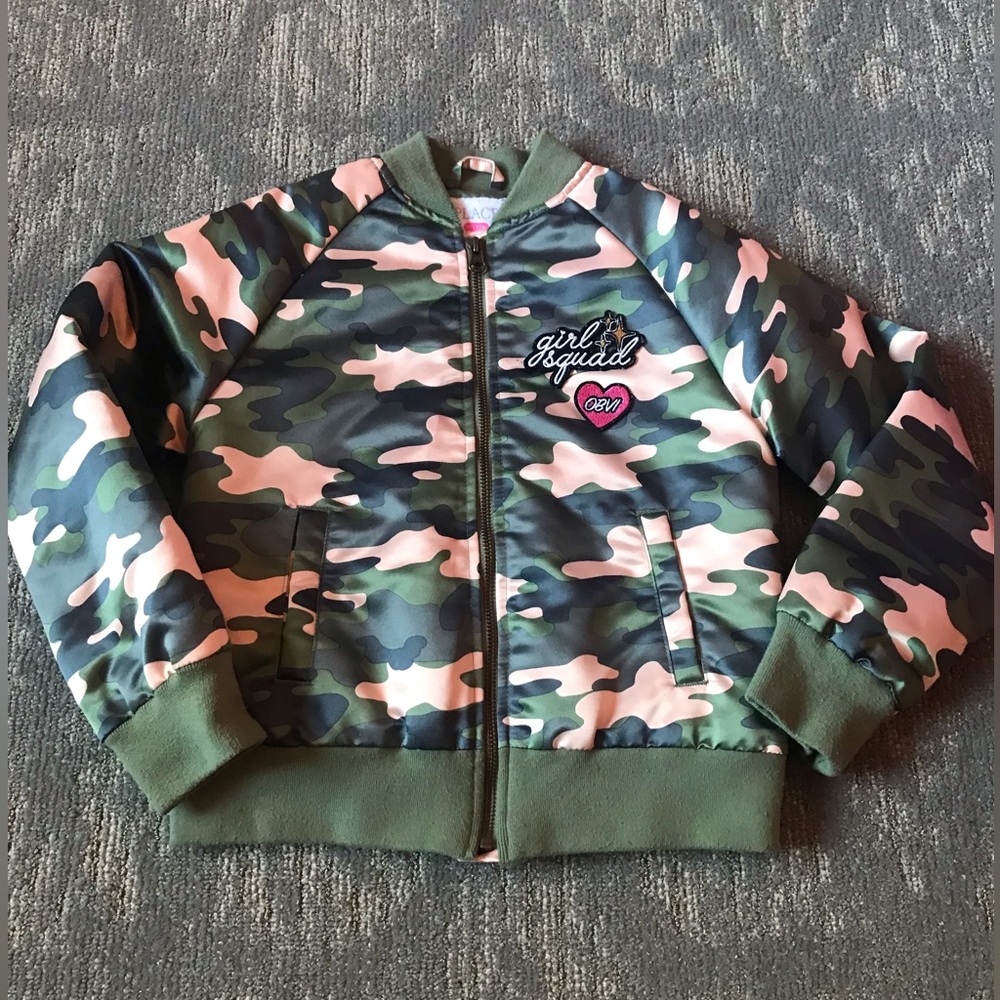 Girl’s Camo Bomber Jacket size 7/8
